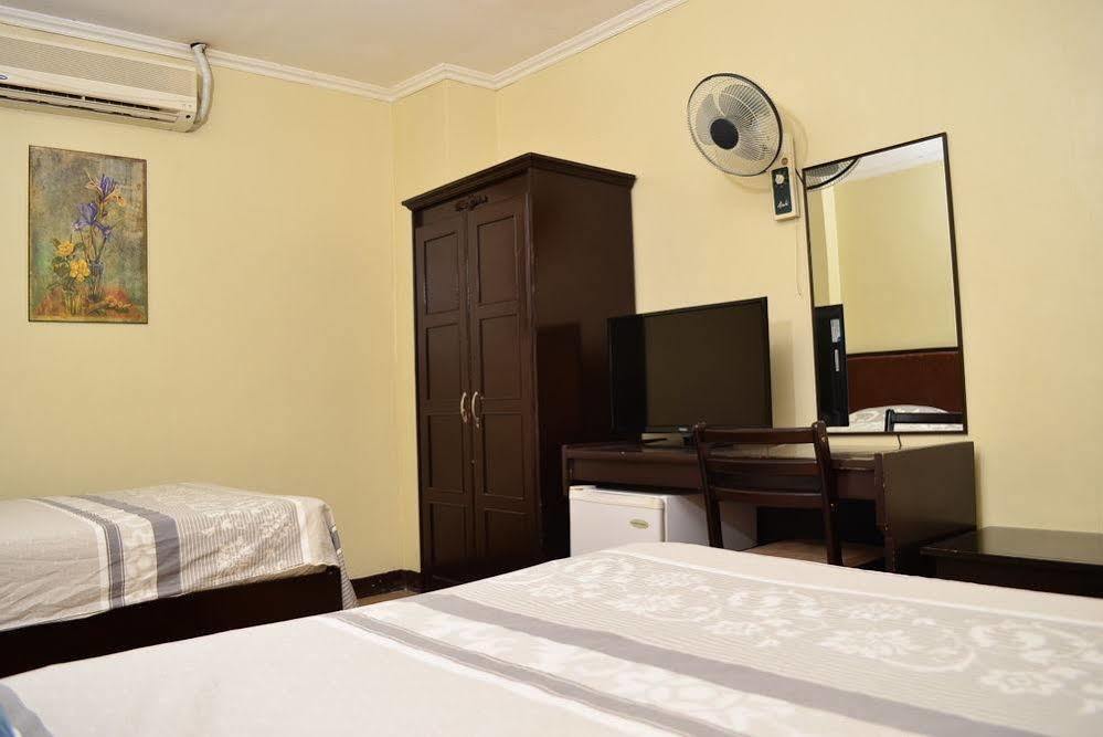 El Portal Inn Tagbilaran City Exteriör bild